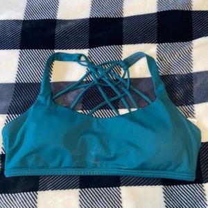 Lululemon free to be bra